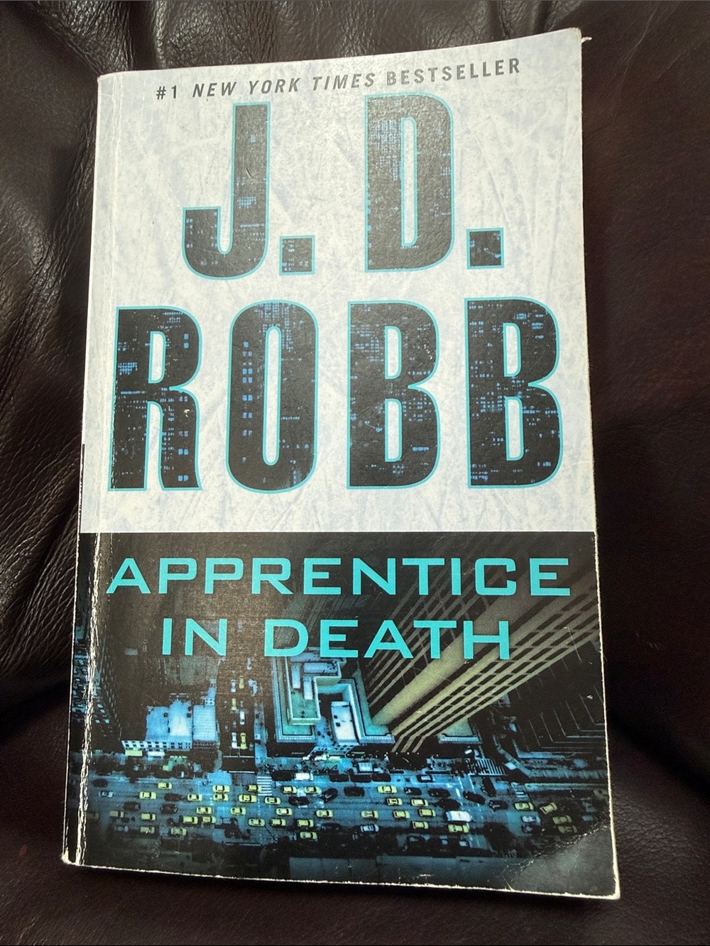J.D. Robb, Apprentice in Death, Death series #43 — Paperback